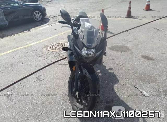 LC6DN11AXJ1100257_5.webp