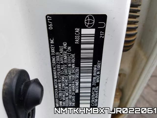 NMTKHMBX7JR022061_10.webp