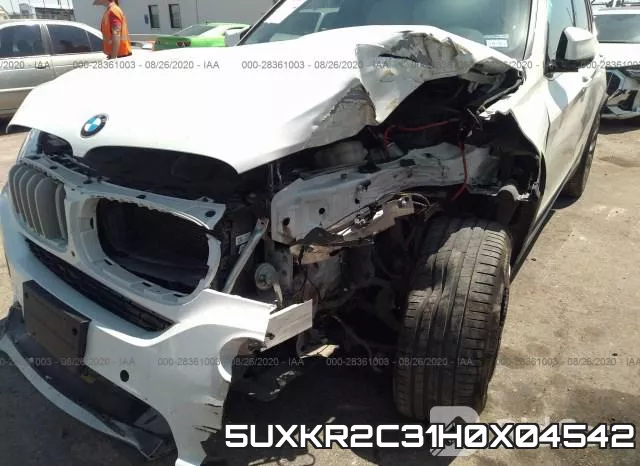 5UXKR2C31H0X04542_6.webp