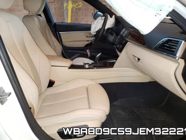 WBA8D9C59JEM32221_5.webp