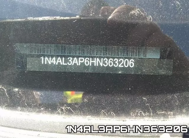1N4AL3AP6HN363206_9.webp