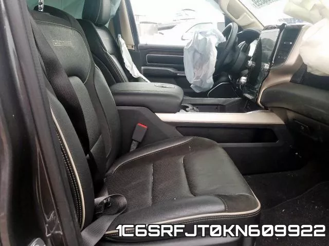 1C6SRFJT0KN609922_5.webp