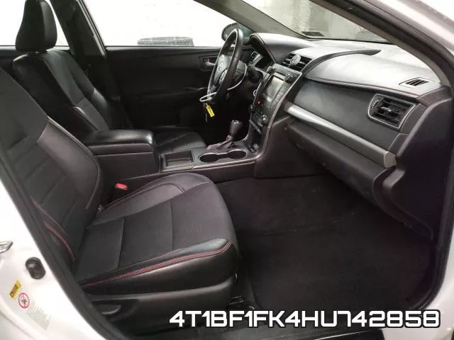 4T1BF1FK4HU742858_5.webp
