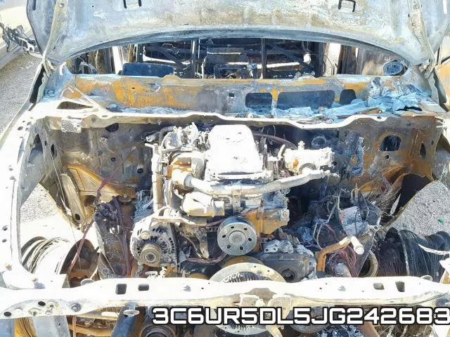 3C6UR5DL5JG242683_7.webp