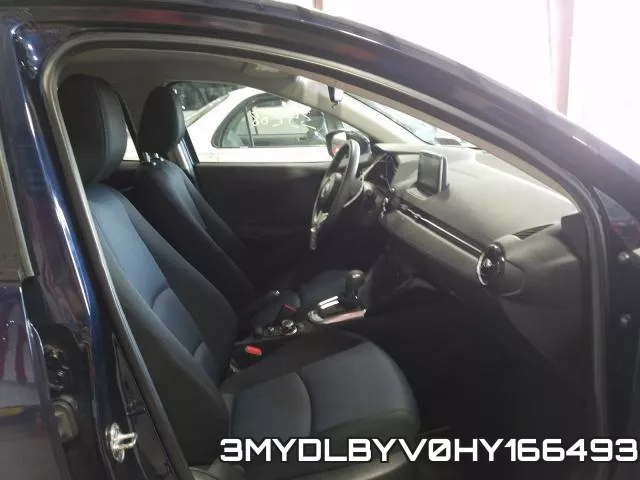 3MYDLBYV0HY166493_5.webp