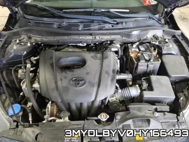3MYDLBYV0HY166493_7.webp