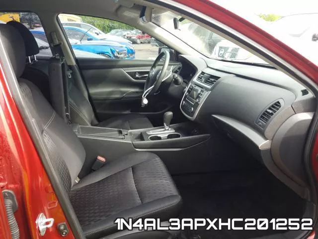 1N4AL3APXHC201252_5.webp