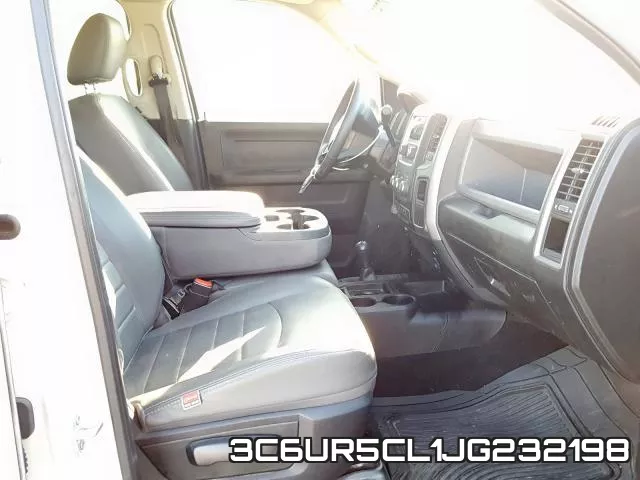 3C6UR5CL1JG232198_5.webp