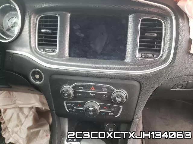 2C3CDXCTXJH134063_9.webp