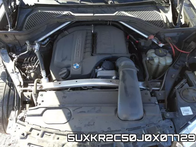 5UXKR2C50J0X07729_7.webp