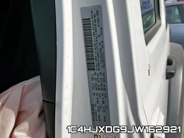 1C4HJXDG9JW162921_10.webp