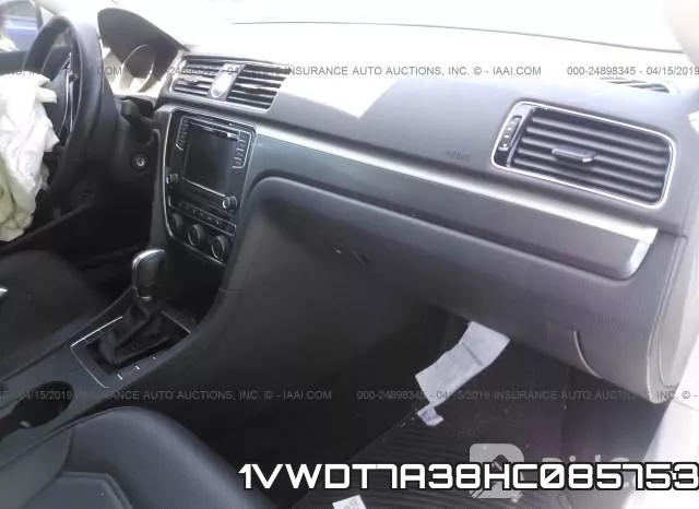 1VWDT7A38HC085753