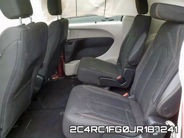 2C4RC1FG0JR187241_6.webp