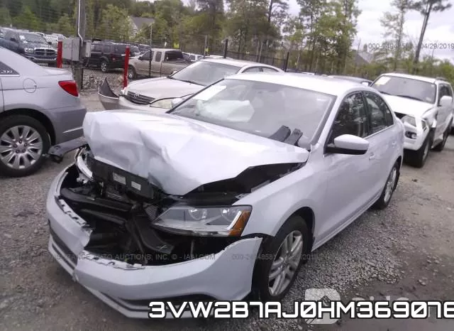 3VW2B7AJ0HM369076_2.webp