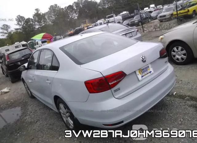 3VW2B7AJ0HM369076_3.webp