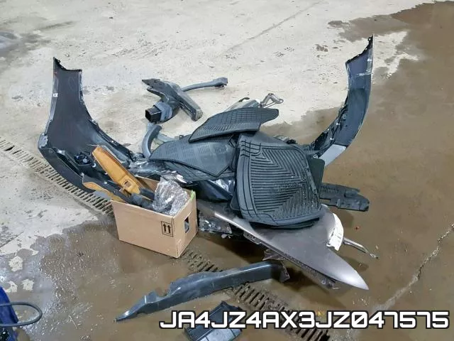 JA4JZ4AX3JZ047575_9.webp