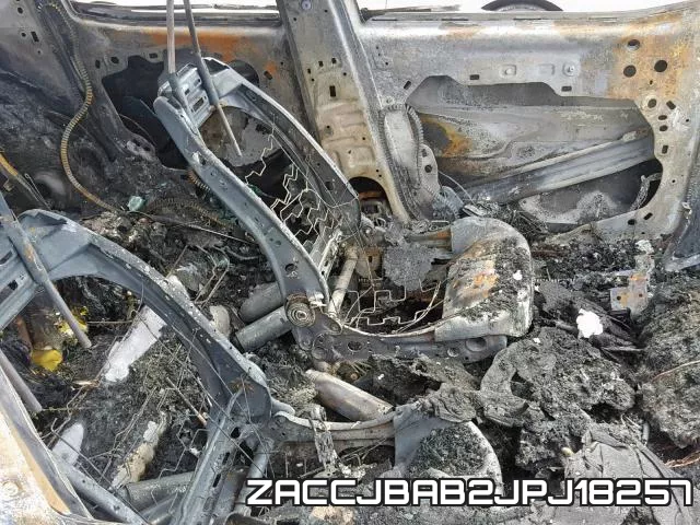 ZACCJBAB2JPJ18257_5.webp