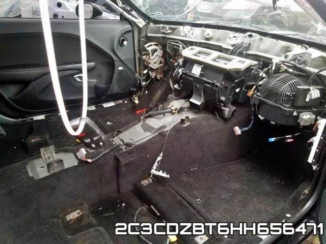 2C3CDZBT6HH656471_5.webp