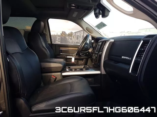 3C6UR5FL7HG606447_5.webp