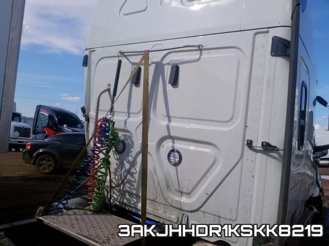 3AKJHHDR1KSKK8219_6.webp