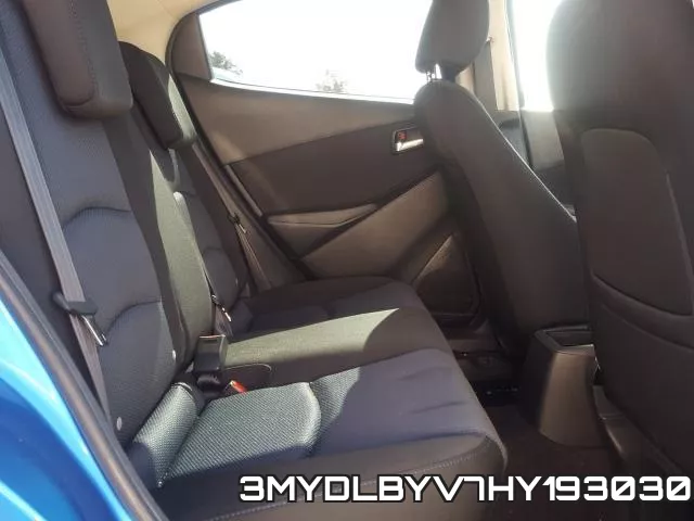 3MYDLBYV7HY193030_6.webp