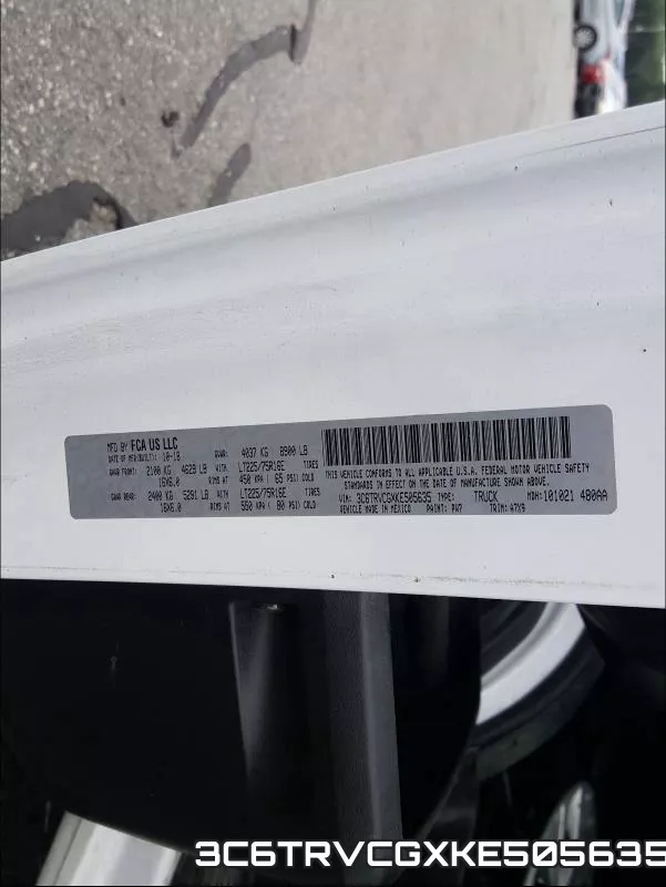 3C6TRVCGXKE505635_10.webp