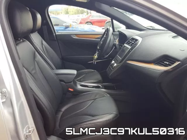 5LMCJ3C97KUL50316_5.webp