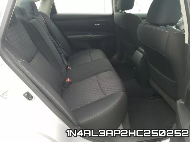 1N4AL3AP2HC250252_6.webp
