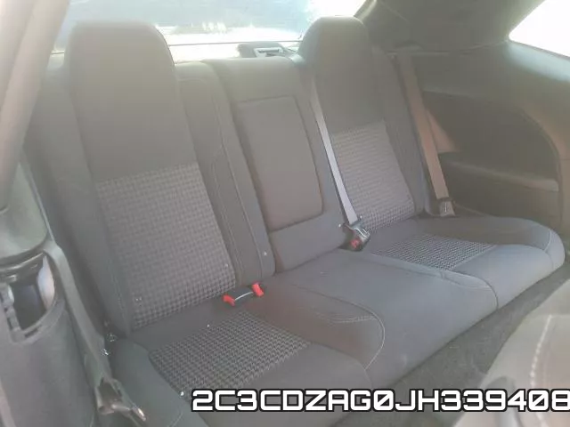 2C3CDZAG0JH339408_6.webp