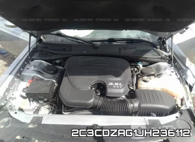 2C3CDZAG1JH236112_10.webp
