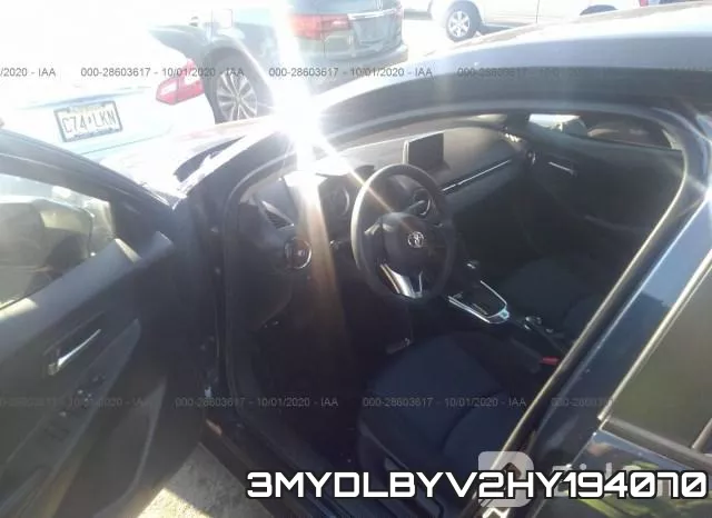 3MYDLBYV2HY194070_5.webp