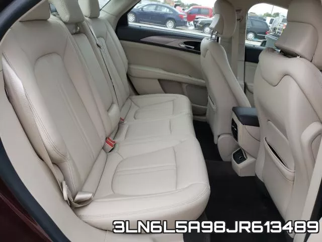 3LN6L5A98JR613489_6.webp