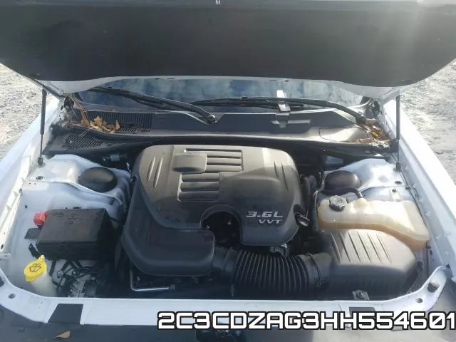 2C3CDZAG3HH554601_7.webp