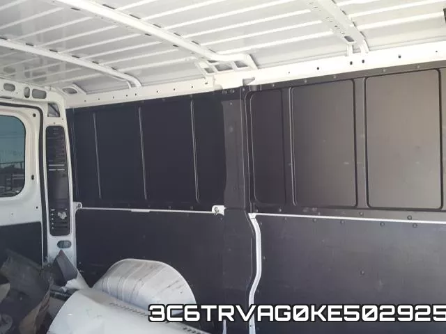 3C6TRVAG0KE502925_6.webp