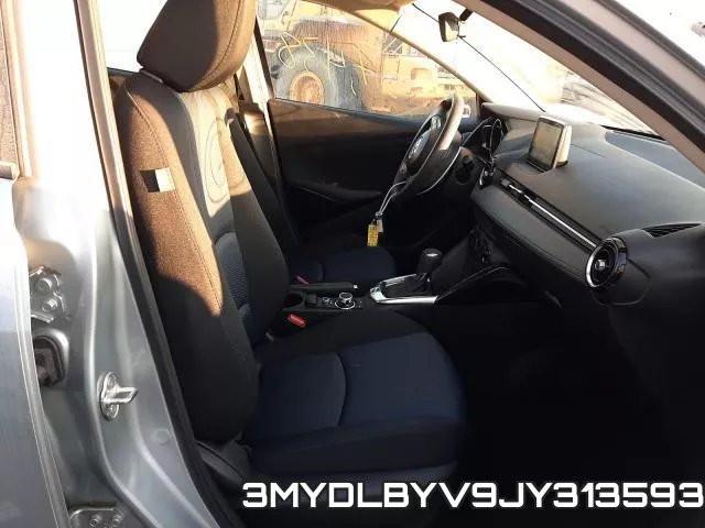 3MYDLBYV9JY313593_5.webp