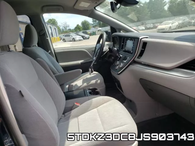5TDKZ3DC8JS903743_5.webp