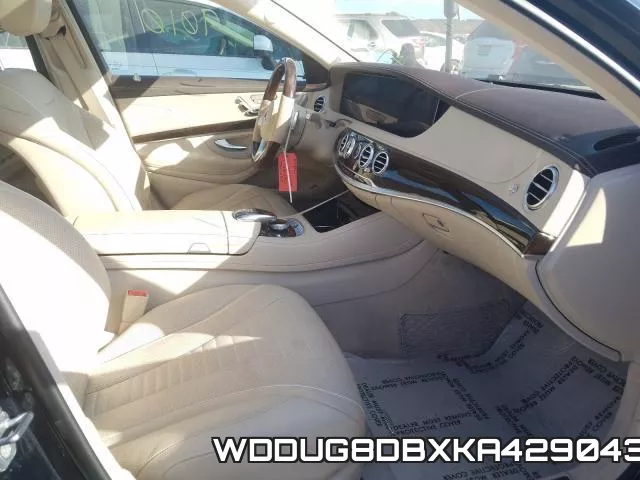 WDDUG8DBXKA429043_5.webp
