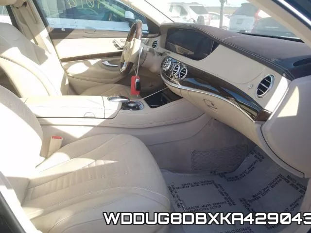WDDUG8DBXKA429043_6.webp