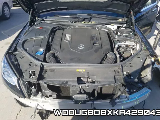 WDDUG8DBXKA429043_7.webp