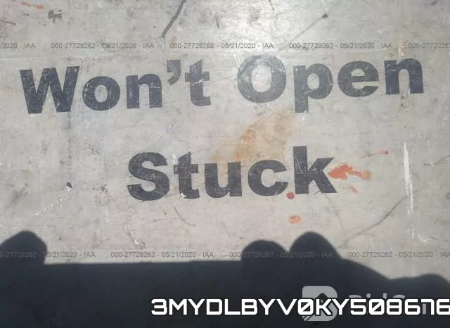 3MYDLBYV0KY508676_10.webp