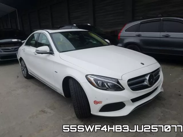 55SWF4HB3JU257077_1.webp
