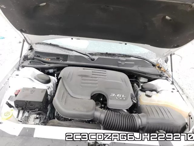 2C3CDZAG6JH229270