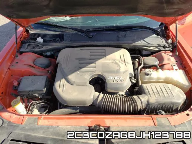 2C3CDZAG8JH123788_7.webp