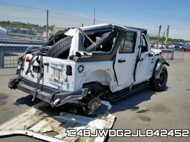 1C4BJWDG2JL842452_4.webp