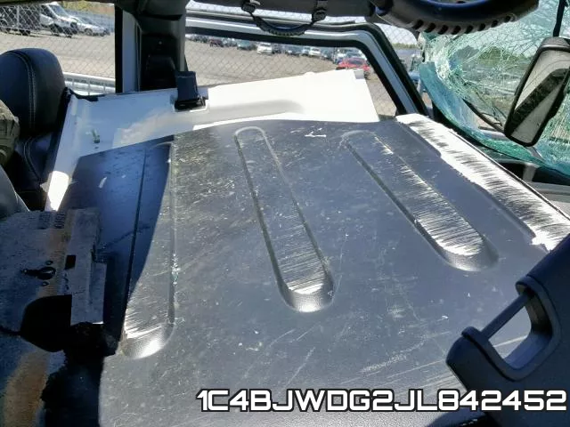 1C4BJWDG2JL842452_5.webp