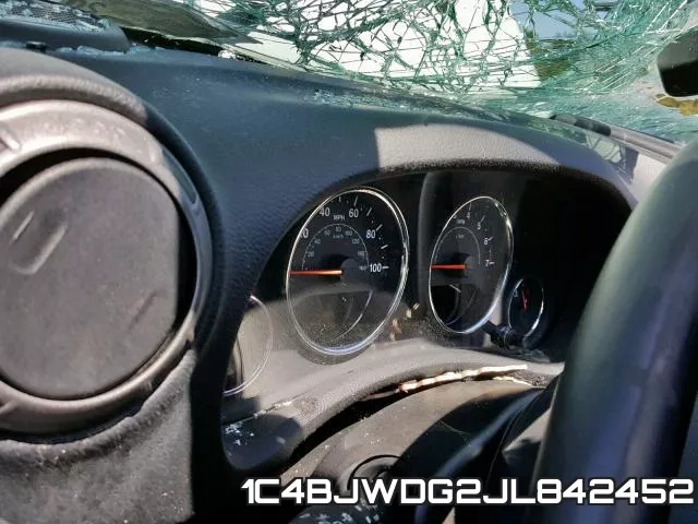 1C4BJWDG2JL842452_8.webp