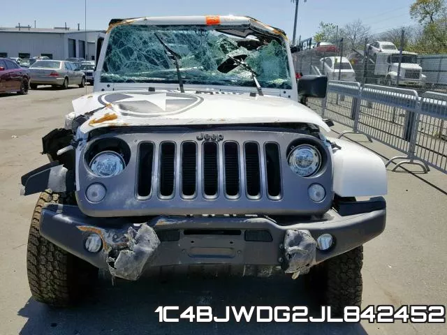 1C4BJWDG2JL842452_9.webp
