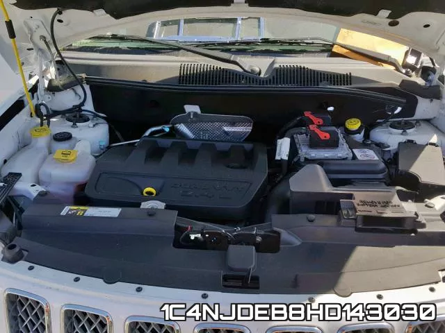 1C4NJDEB8HD143030_7.webp