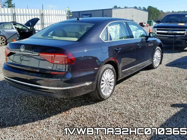 1VWBT7A32HC070365_4.webp