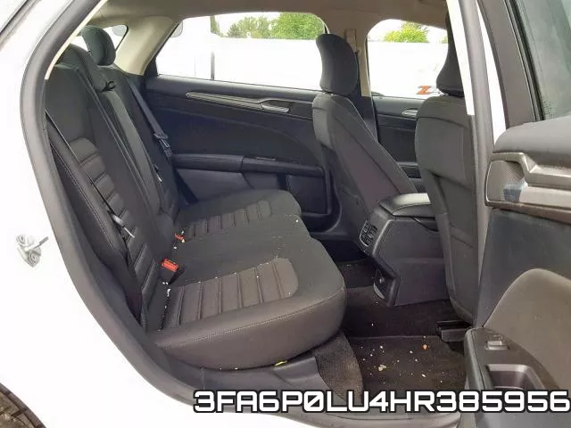 3FA6P0LU4HR385956_6.webp